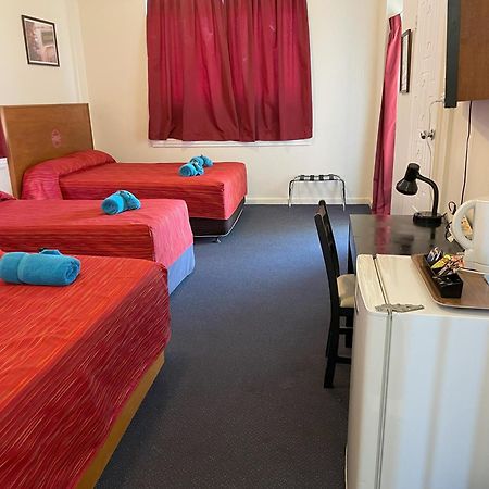 North Gregory Hotel Winton Bagian luar foto