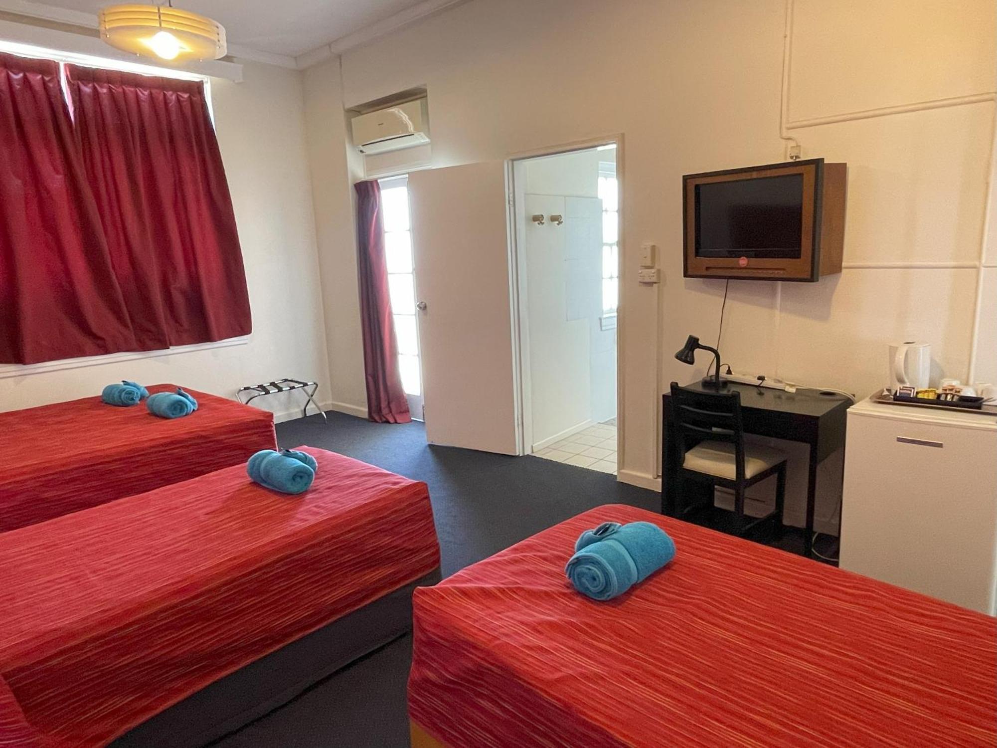North Gregory Hotel Winton Bagian luar foto