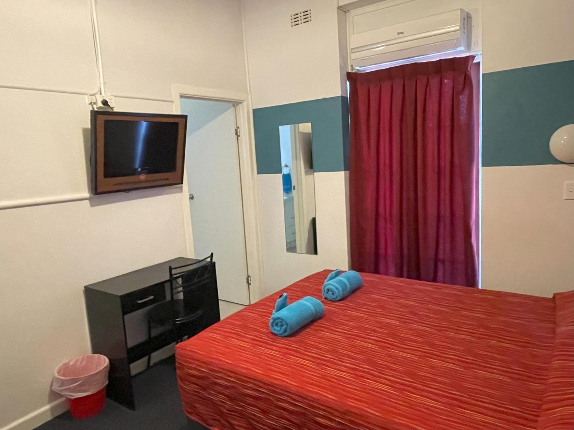 North Gregory Hotel Winton Bagian luar foto